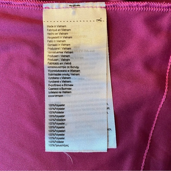 Pearl Izumi Women’s Cycling Sleeveless Top Size M in Magenta Full Zip. - Picture 9 of 9